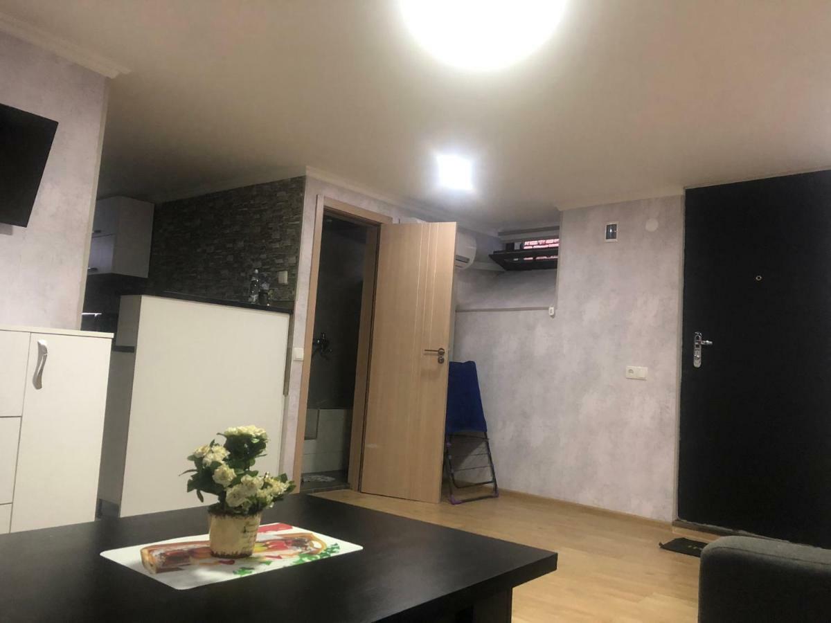 Dry Bridge Apartment 第比利斯 外观 照片