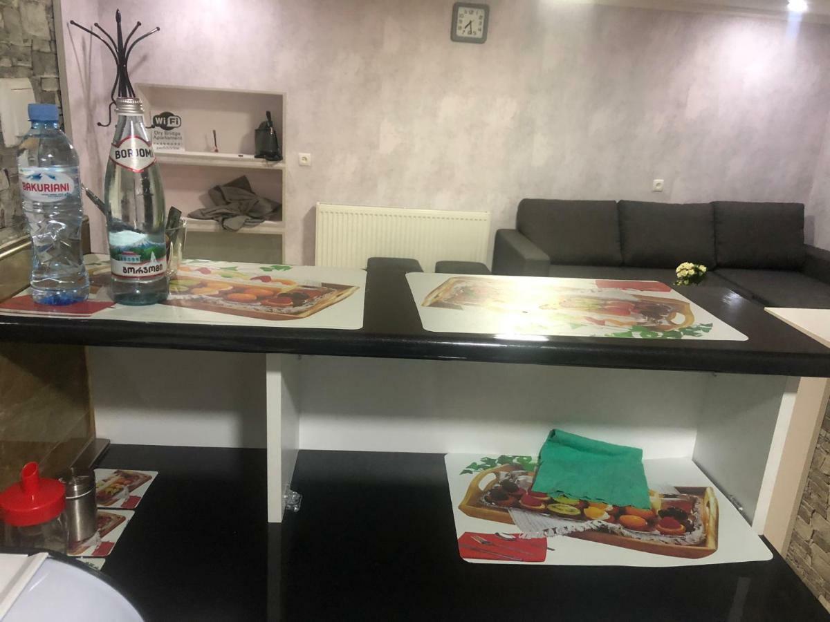 Dry Bridge Apartment 第比利斯 外观 照片