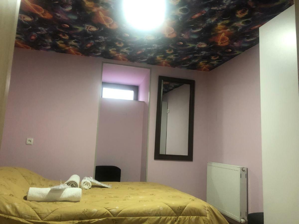 Dry Bridge Apartment 第比利斯 外观 照片